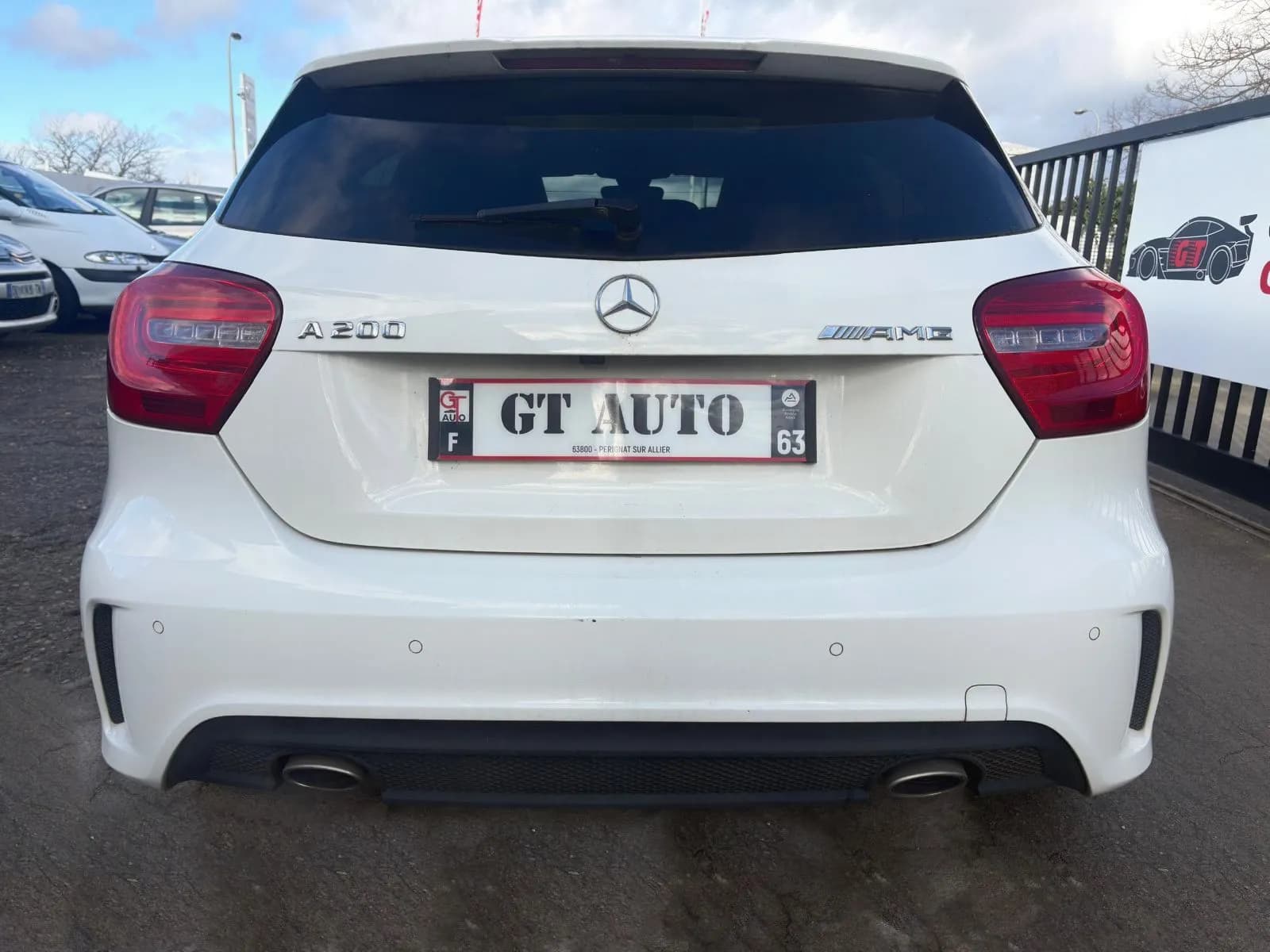 MERCEDES BENZ CLASSE A 200 PACK AMG (W176) 2.2 CDI 136 7G-DCT-Palettes au volant - Vue 3