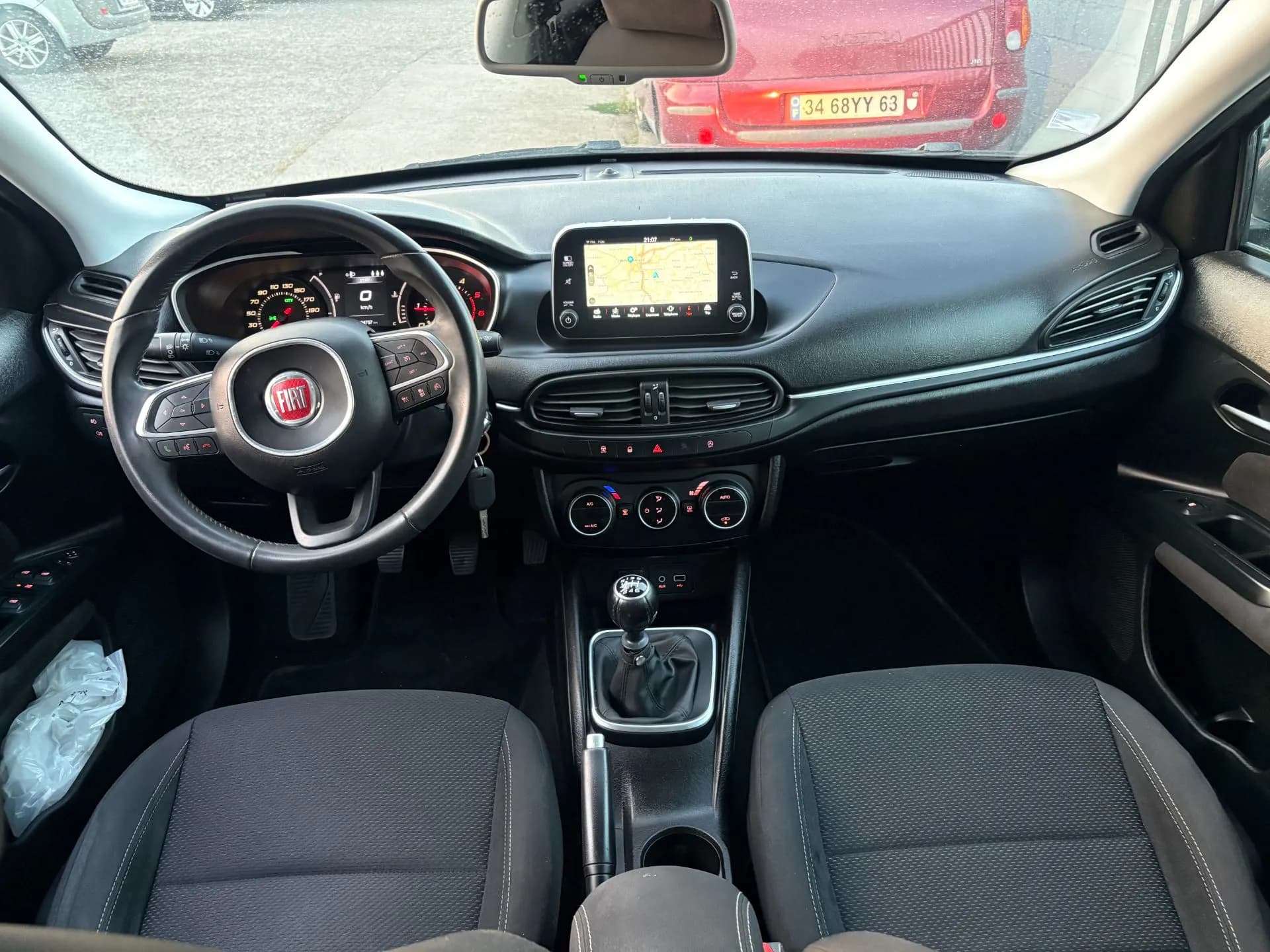 FIAT TIPO SW LOUNGE 1.6 MULTIJET 120 CH START AND STOP - 5 PORTES, APPLE CarPlay, Android Auto - Vue 15