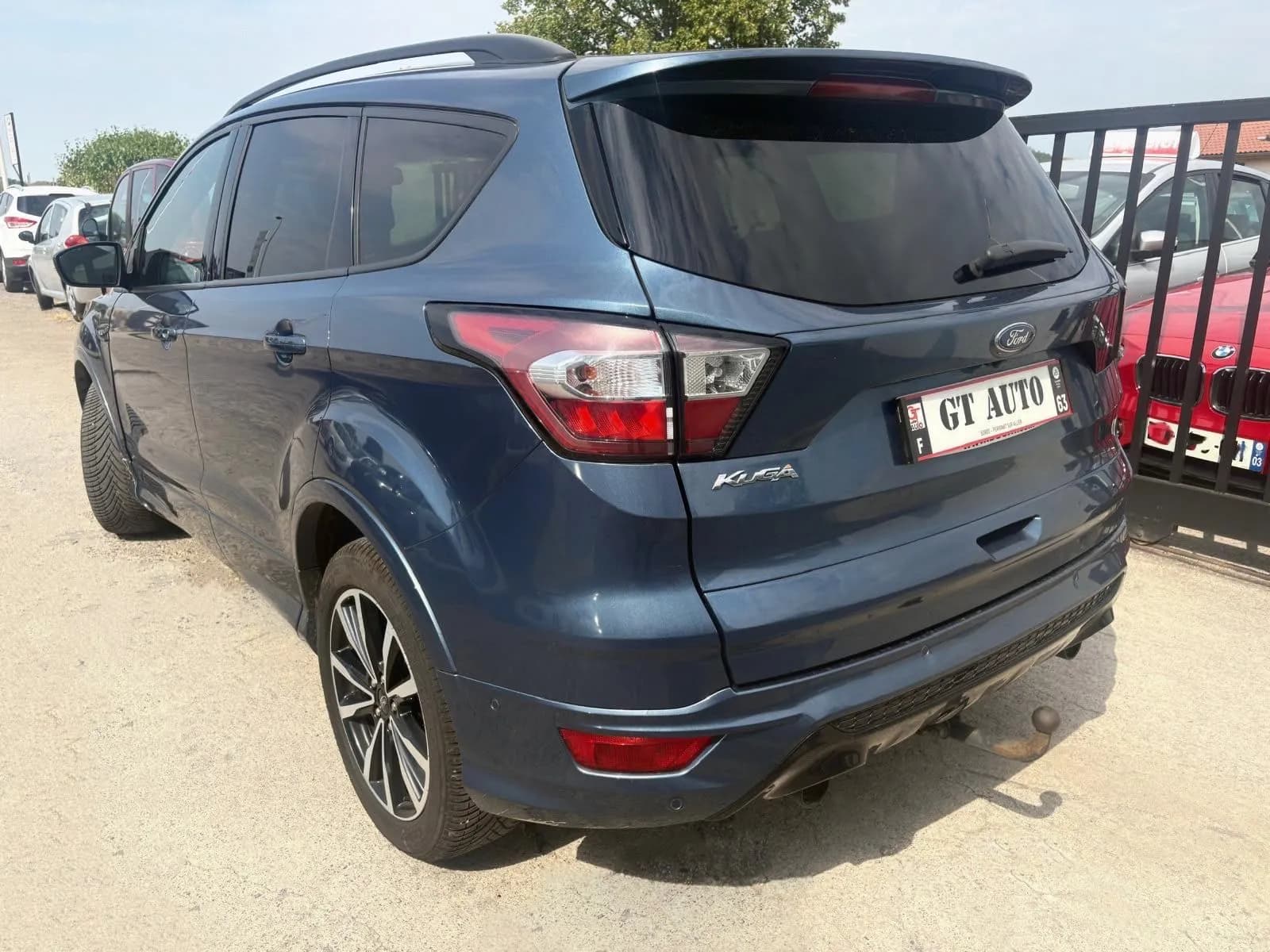 FORD KUGA ST LINE 2.0L TDCI 150 CH 4X2, PARKING AUTOMATIQUE, GPS,CAMERA DE RECUL - Vue 2
