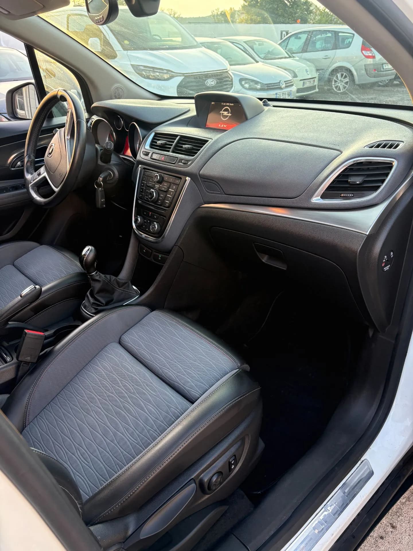 OPEL MOKKA COLOR EDITION START&STOP 1.6 CDTI 136 CH , 4X2, - Vue 17