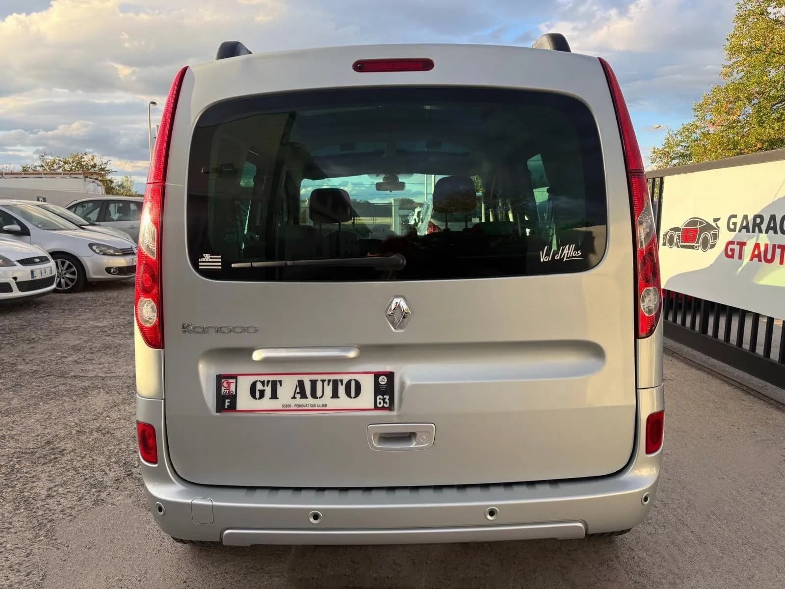 RENAULT GRAND KANGOO TOM-TOM EDITION 1.5 DCI 90 CH, GPS ,RADAR DE RECUL - Vue 3