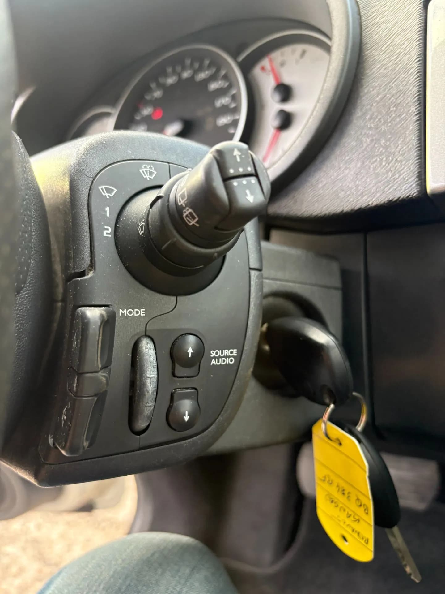 RENAULT GRAND KANGOO TOM-TOM EDITION 1.5 DCI 90 CH, GPS ,RADAR DE RECUL - Vue 15