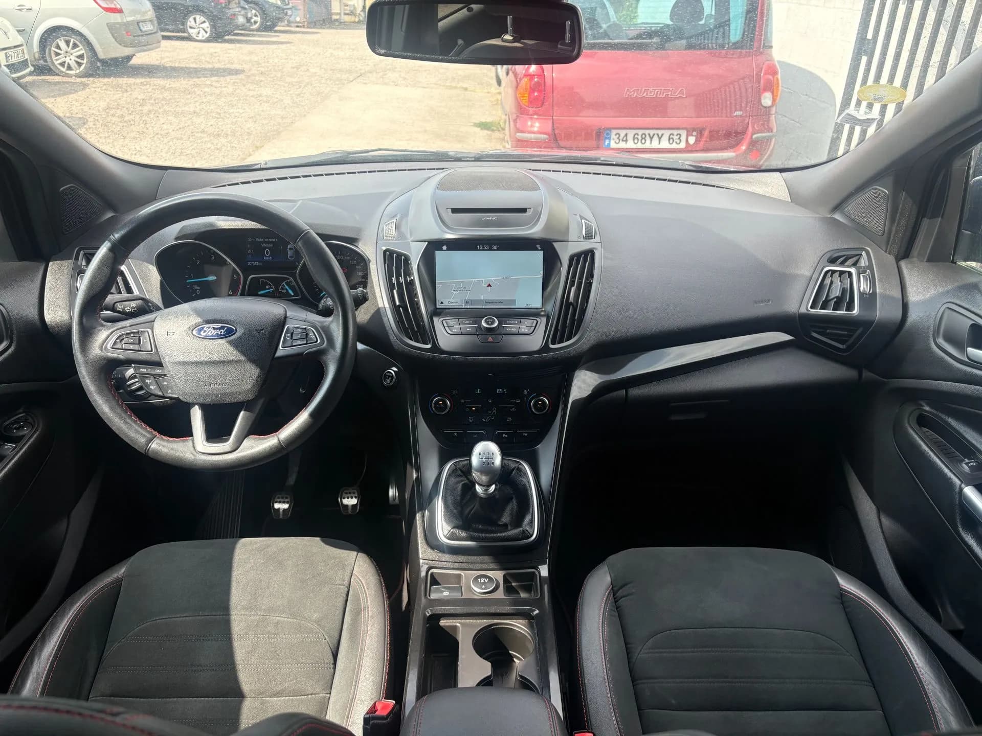 FORD KUGA ST LINE 2.0L TDCI 150 CH 4X2, PARKING AUTOMATIQUE, GPS,CAMERA DE RECUL - Vue 13