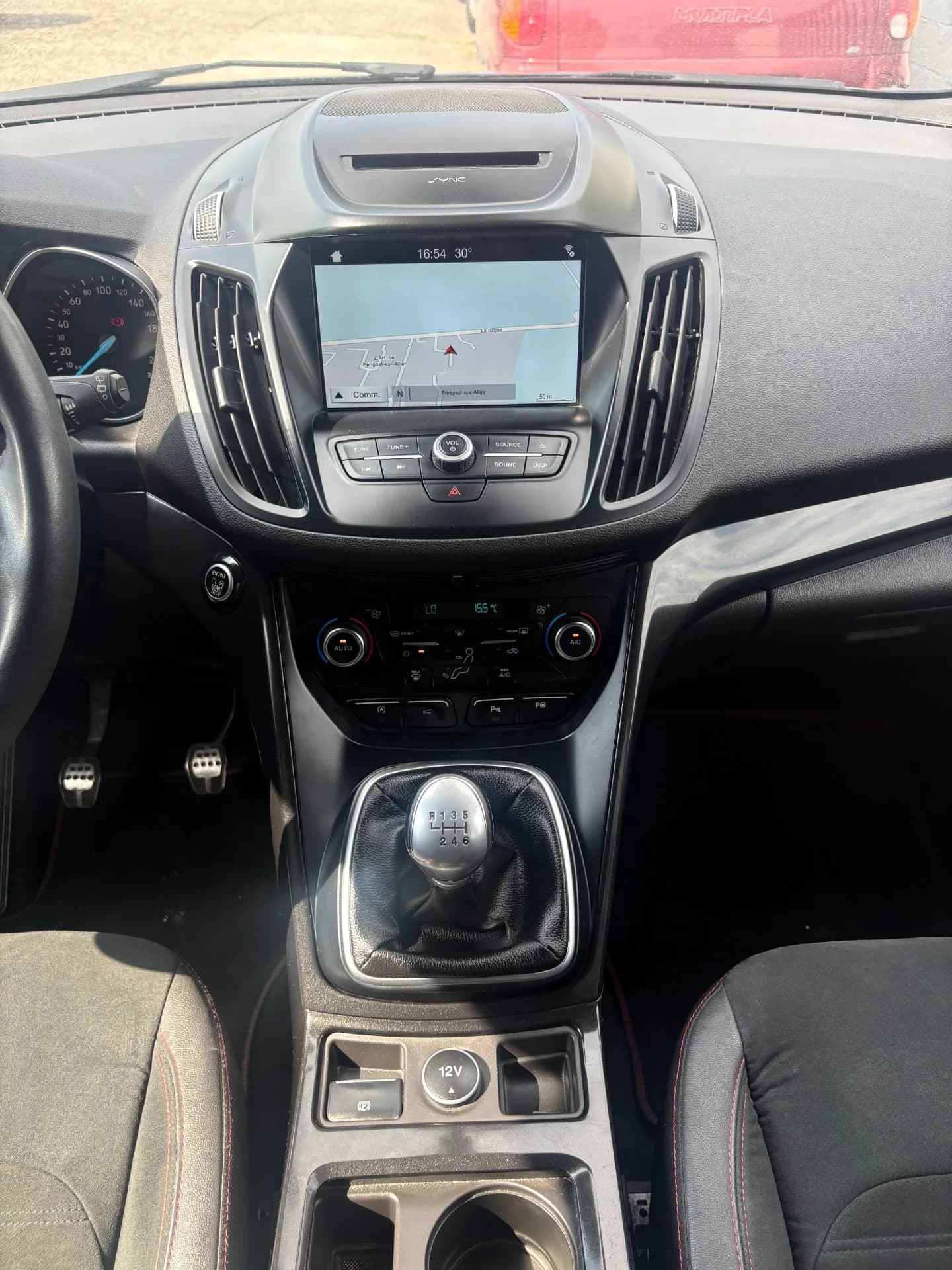 FORD KUGA ST LINE 2.0L TDCI 150 CH 4X2, PARKING AUTOMATIQUE, GPS,CAMERA DE RECUL - Vue 9