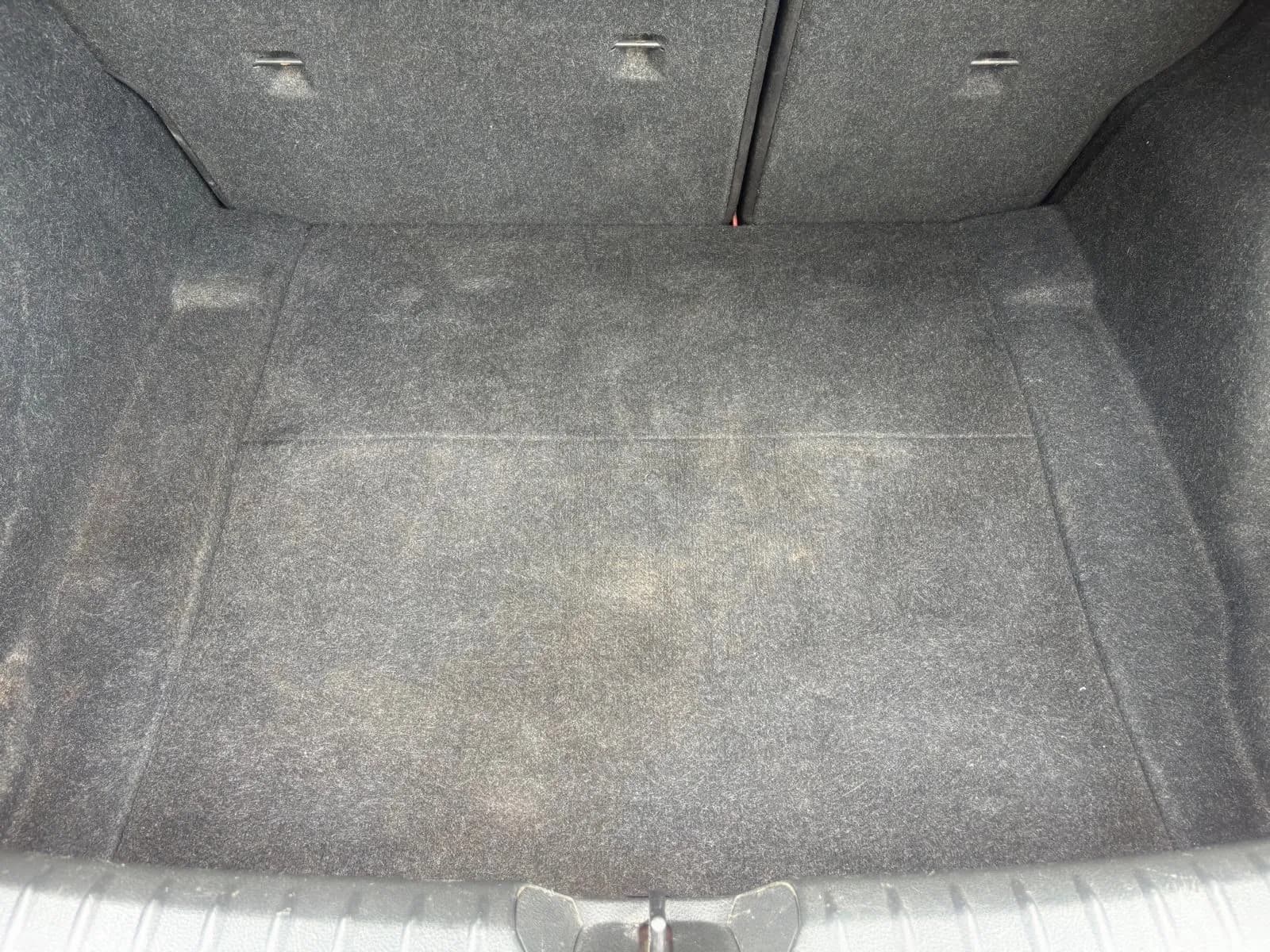 BMW SERIE 1 SPORT 114D 95 CH - Vue 20