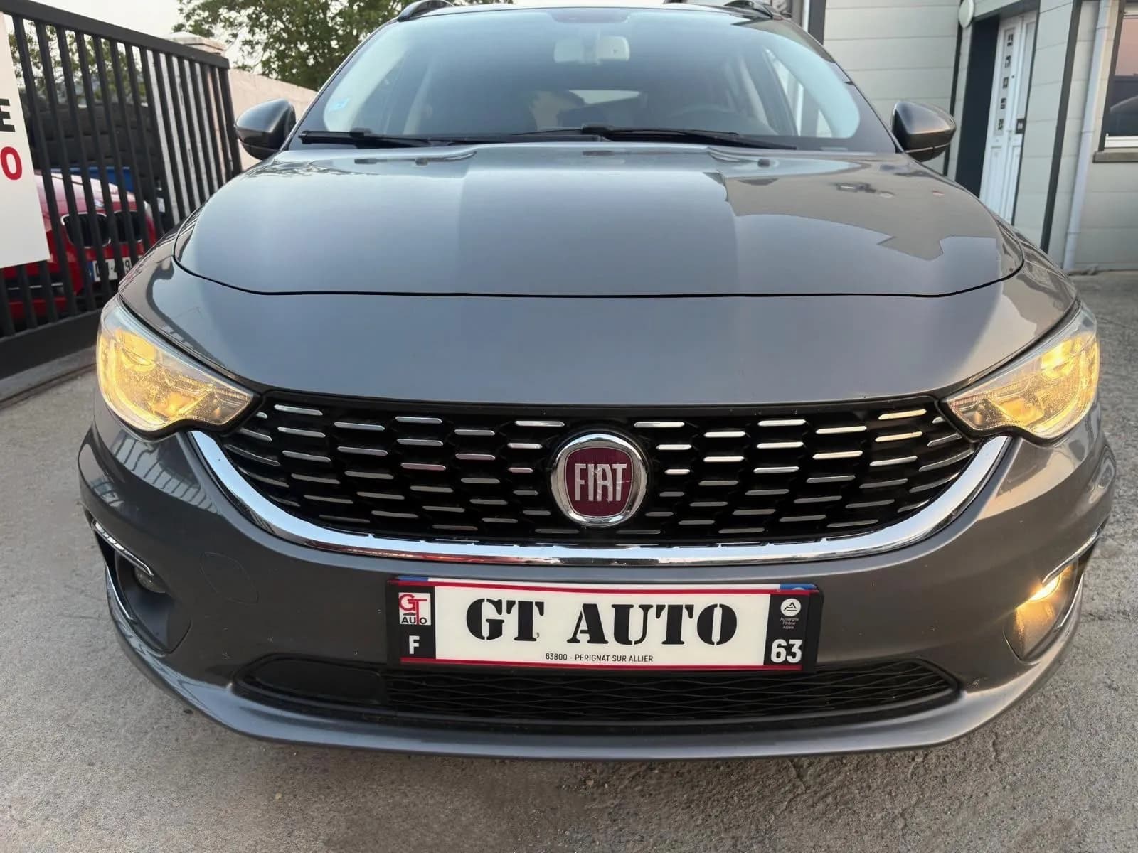 FIAT TIPO SW LOUNGE 1.6 MULTIJET 120 CH START AND STOP - 5 PORTES, APPLE CarPlay, Android Auto - Vue 6